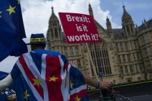Velika Britanija i Evropska unija postigle dogovor o Brexitu