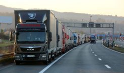 Hrvatska otvorila granicu prema BiH za tranzit teretnih vozila