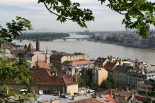 Mađarska ukinula vanredno stanje