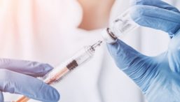 Francuska očekuje da će vakcina biti dostupna za sve države EU