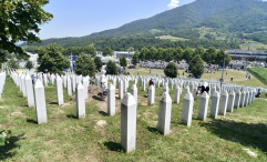 Počela reekshumacija u Memorijalnom centru Potočari