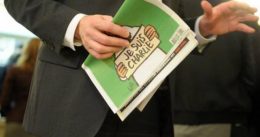 Charlie Hebdo ponovno objavio karikature proroka Muhameda