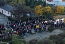 Nije počelo izmještanje migranata koji borave u centru “Bira”