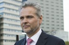 Sattler: “Jednostavno ne vidimo dovoljno reformi za naša ulaganja!”
