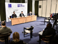 Analiza predizbornih aktivnosti otkrila porast trgovine u biračkim odborima