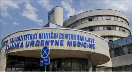 ALARMANTNI PODACI SA KCUS-A: 11 OSOBA IZGUBILO JE BORBU SA KORONOM, NAJVIŠE NOVOZARAŽENIH I DALJE IMA SARAJEVO