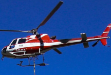Srušio se helikopter u francuskim Alpama, poginulo pet osoba, pilot preživio