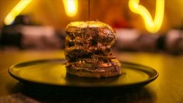 Kolumbija: Zlatni burger u ponudi restorana u Bogoti
