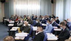 Pala Vlada Tuzlanskog kantona, većina van sjednice imenovala novu