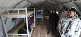 Migranti u Lipi konačno imaju krov nad glavom, situacija i dalje daleko od idealne