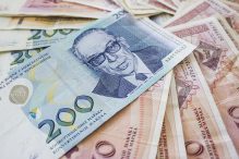 Sutra isplata penzija za decembar