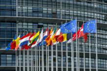 EU će tražiti negativan test na COVID-19 za sva putovanja izvan Unije
