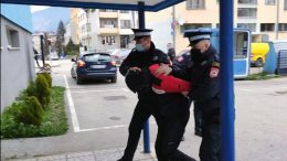 Uhapšeno osam osoba: Uzimali novac za sportske događaje putem društvenih mreža