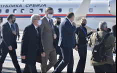 Predsjednik Srbije Aleksandar Vučić sletio u Sarajevo s donacijom vakcina
