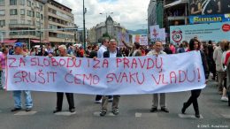 Danas novi protest u Sarajevu, građani traže smjenu vlasti i nabavku vakcina