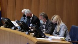 Ništa od ukidanja duplih funkcija: Čoviću prijedlog dobar, ali traži Izborni zakon po svom