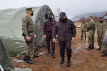 Visoka delegacija s Cikotićem na čelu posjetit će migrantski kamp Lipa