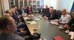 U Bihaću predstavljeni programi Federalnog ministarstva poljoprivrede, vodoprivrede i šumarstva i Federalnog ministarstva energetike, rudarstva i industrije