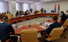 U Banjoj Luci počeo sastanak političkih lidera iz RS-a povodom “Inzkovog zakona”