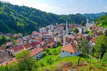 U Srebrenici danas komemorativna sjednica za sve žrtve, stižu i učesnici Marša mira