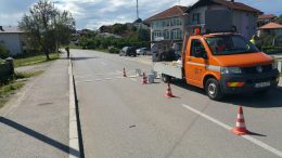 U velikokladuškom naselju Zagrad postavljeni usporivači za motorna vozila