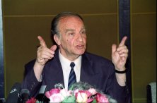 Prije 18 godina umro je prvi predsjednik BiH Alija Izetbegović
