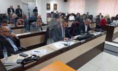 USK: Skupštinski zastupnici nakon četiri mjeseca ponovo u klupama
