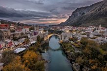 Jednosatni štrajk korisnika budžeta HNK