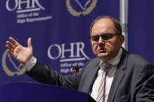 Schmidt: Ponovit ću, jer su neki zaboravili – svaki pokušaj otcjepljenja RS-a bit će sankcionisan