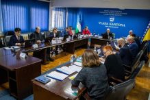 ZASJEDALA VLADA USK-A