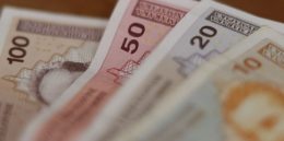 Policija poziva građane na oprez, u opticaju “filmske novčanice”