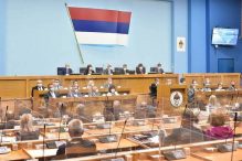 Uprkos svim upozorenjima NSRS danas razmatra Nacrt zakona o VSTV-u