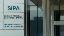 Uposleni u policijskim agencijama BiH traže veće plate, prijete štrajkom