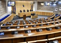 Federalni delegati odbili da se danas izjasne o zakonskoj kontroli pušenja
