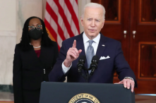 Biden: Korona više ne kontroliše naše živote