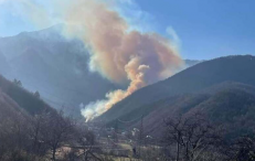 Veliki požar iznad Jablanice, vatrogasci se od jučer bore s vatrom