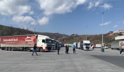 Štrajk uposlenika UIO prouzrokovao ogromne gužve na carinama