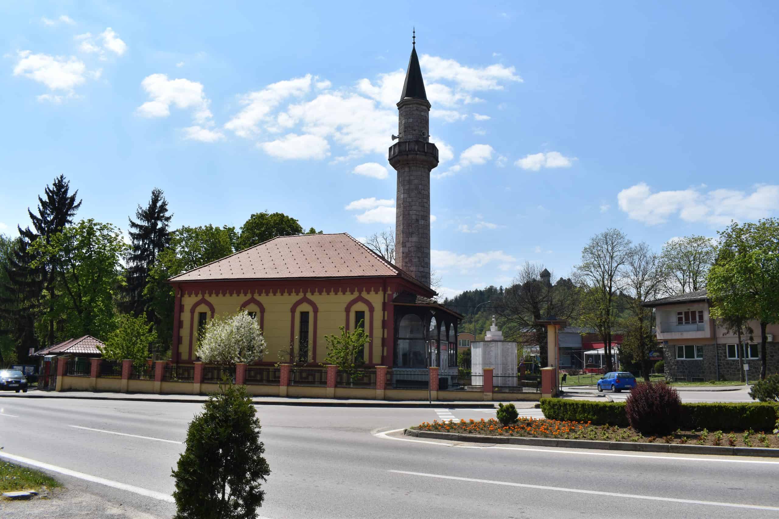 Muslimani večeras obilježavaju Lejletul-kadr, noć vrijedniju od hiljadu mjeseci