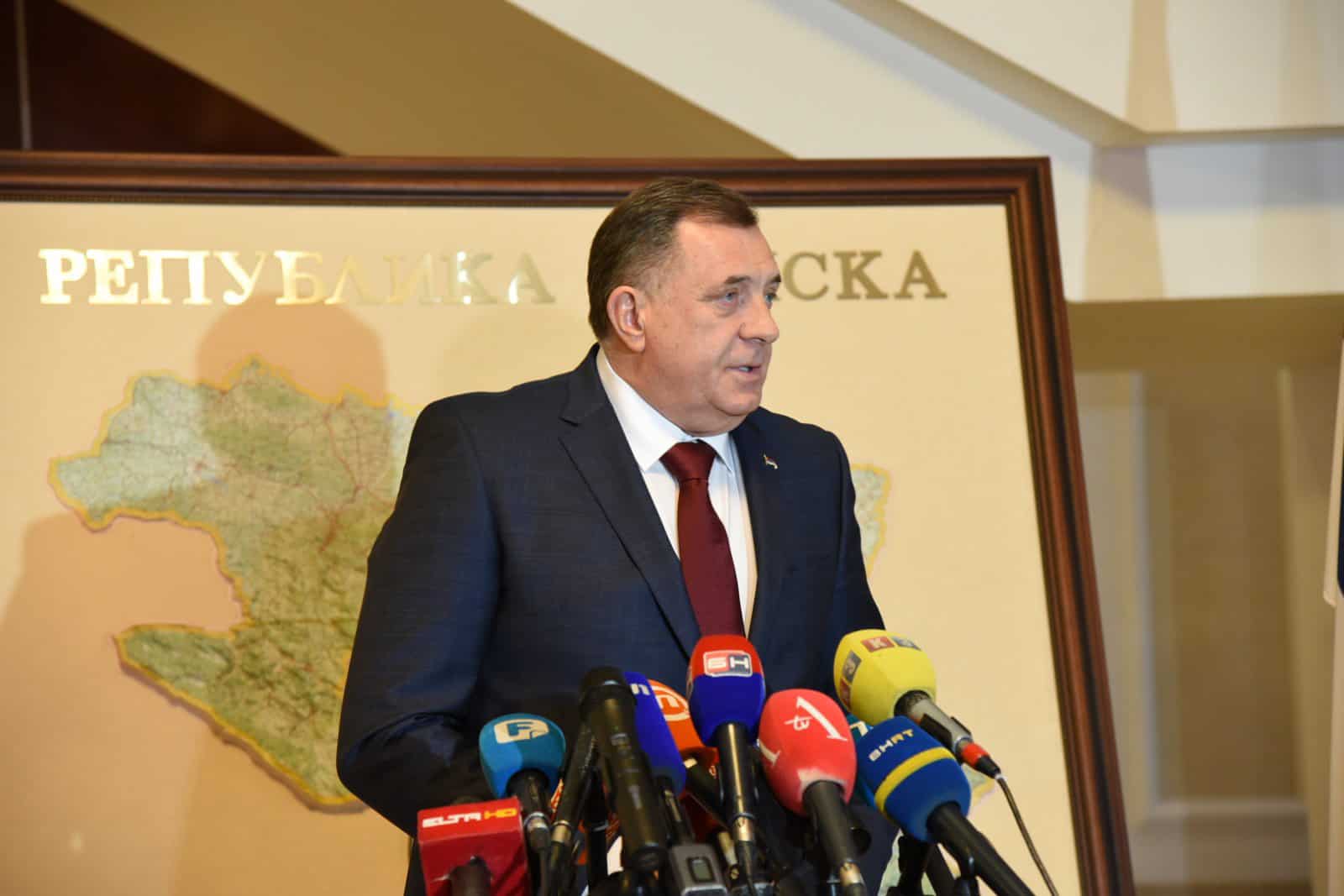 Dodik: Bez kandidatskog statusa, dogovor iz Brisela mrtvo slovo na papiru