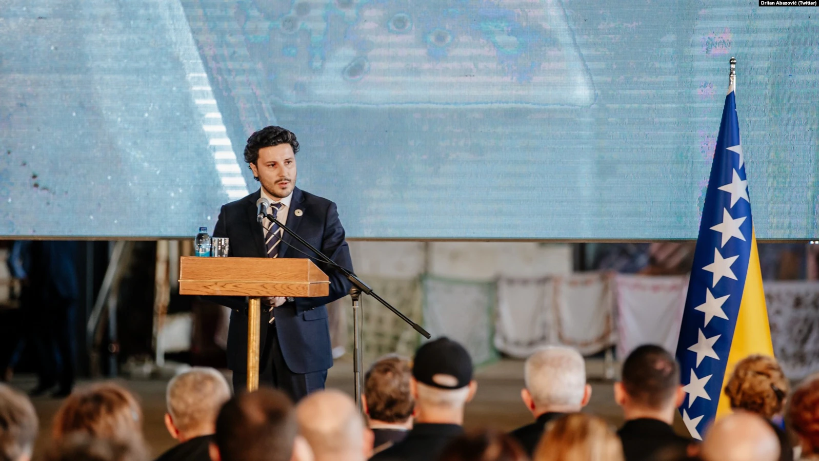 Crnogorski premijer Dritan Abazović se izvinio Majkama Srebrenice