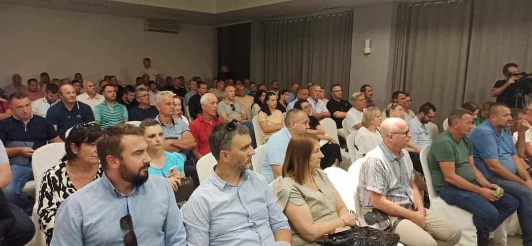 Potpisani ugovori, 110 subjekata sa područja USK dobilo 3,7 miliona maraka