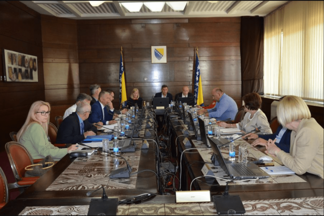 Vlada FBiH: Za aerodrom Bihać izdvojeno skoro 20 miliona KM
