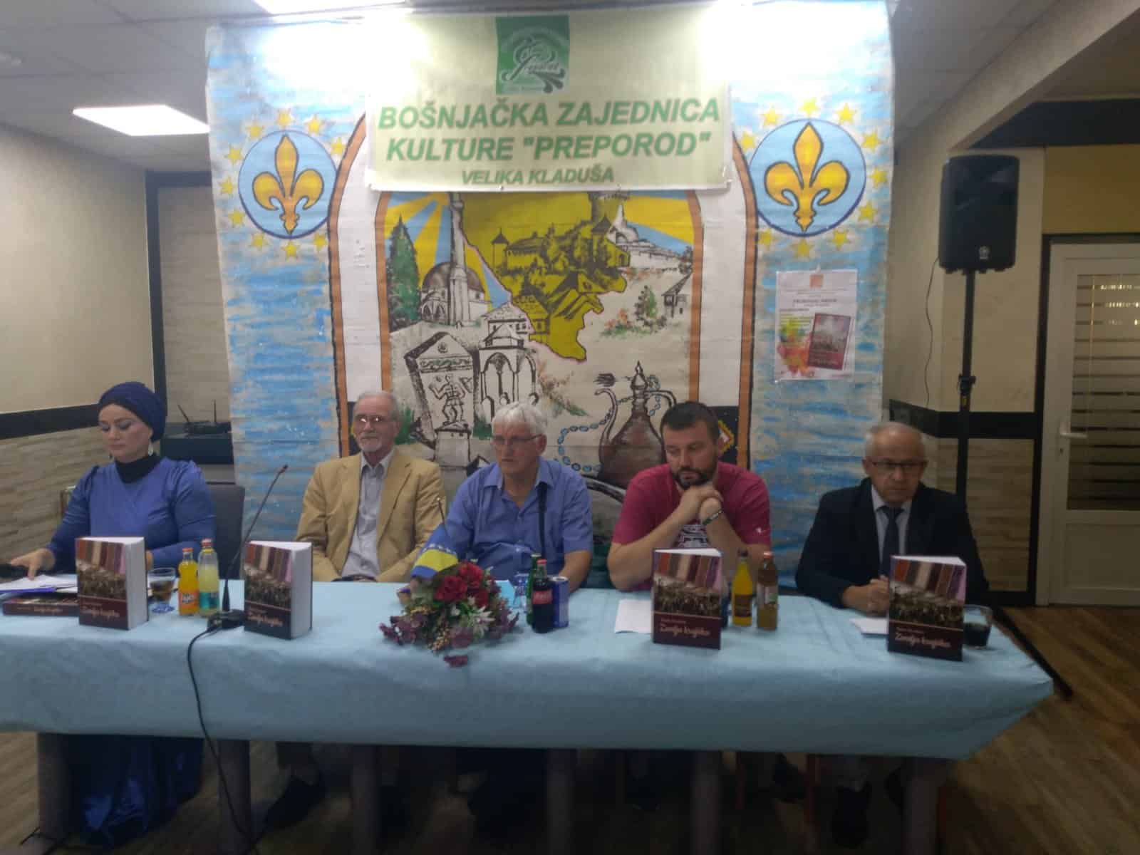 U Velikoj Kladuši promovirana knjiga “Zemlja krajiška” autora Ramiza Durakovića