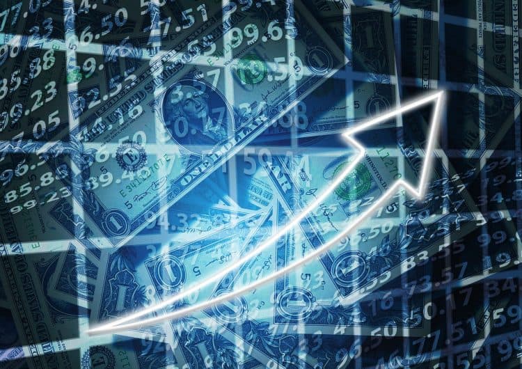 Dolar upravo postao jači od eura! Evropska valuta na najnižem nivou u 20 godina