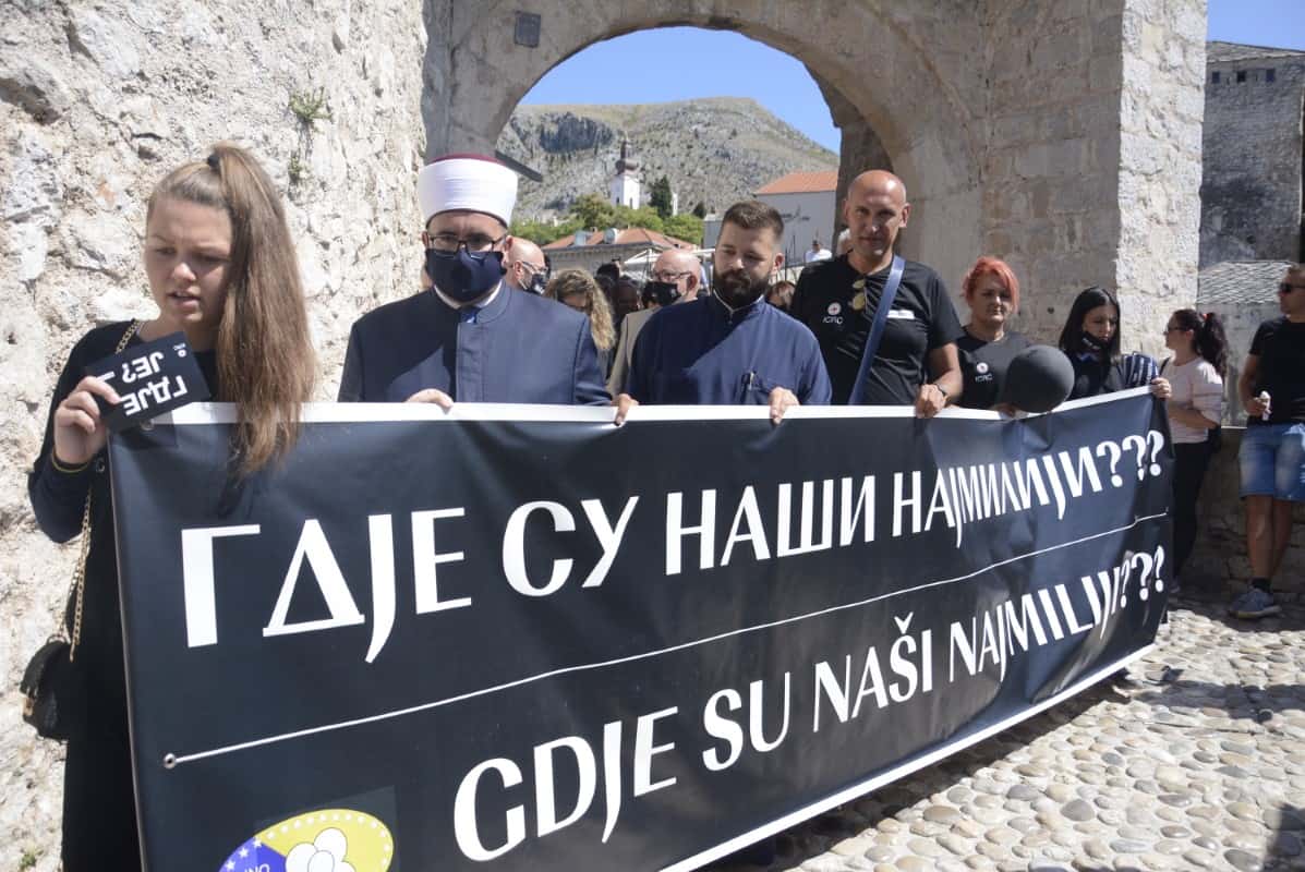 Međunarodni dan nestalih: U Bosni i Hercegovini još se traga za oko 7.600 osoba