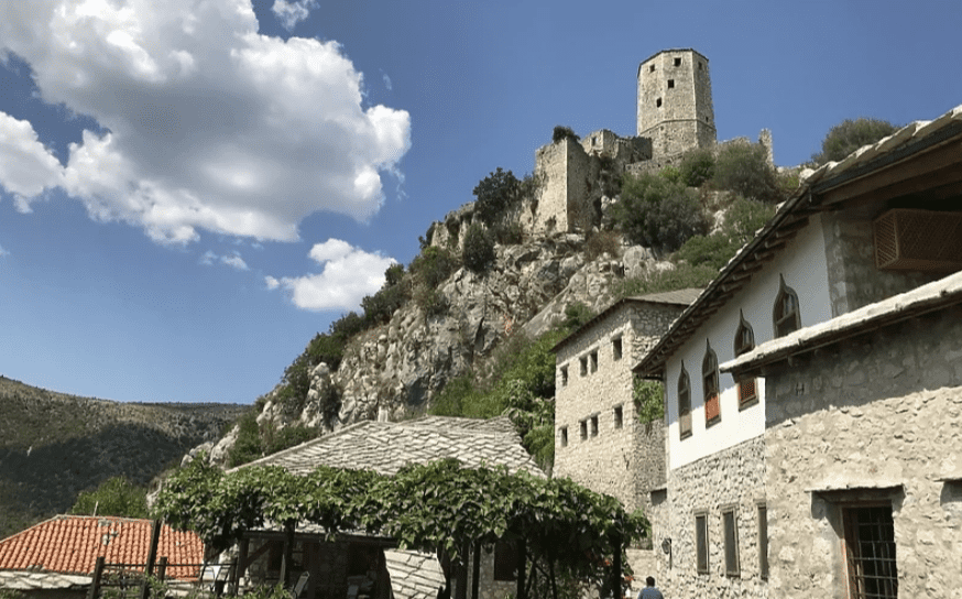 Građanima FBiH od danas dostupni turistički vaučeri po 200 KM
