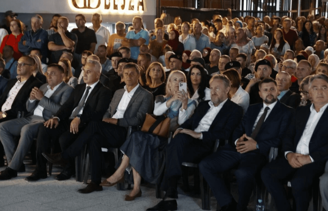 Završeni “Slobodarski dani viteškog grada Bužima” posvećeni Izetu Naniću