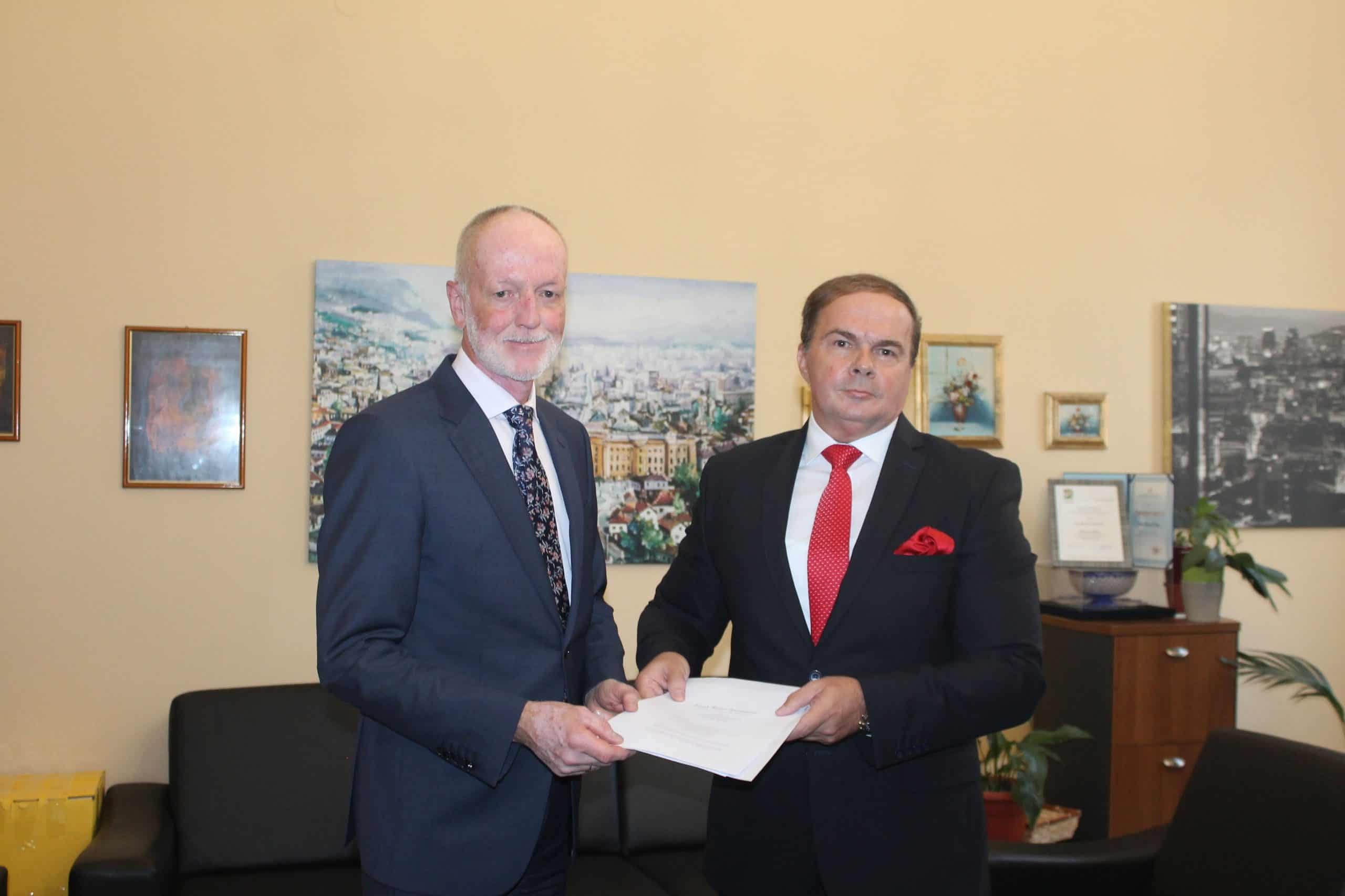 Uprkos Dodikovom protivljenju novi ambasador Njemačke u BiH predao akreditive