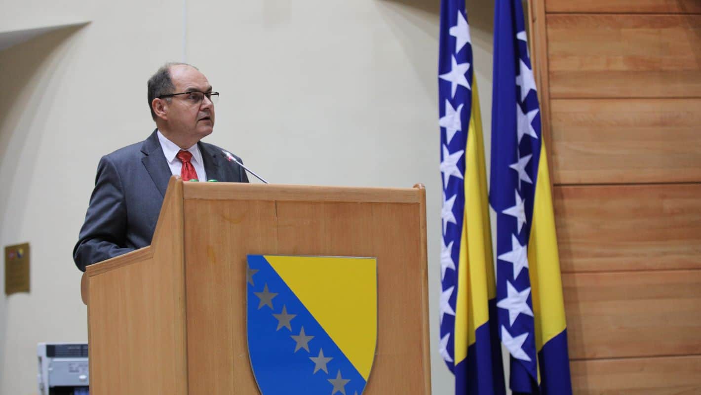 Kako će se Šmitove izmjene Izbornog zakona BiH primijeniti u praksi?