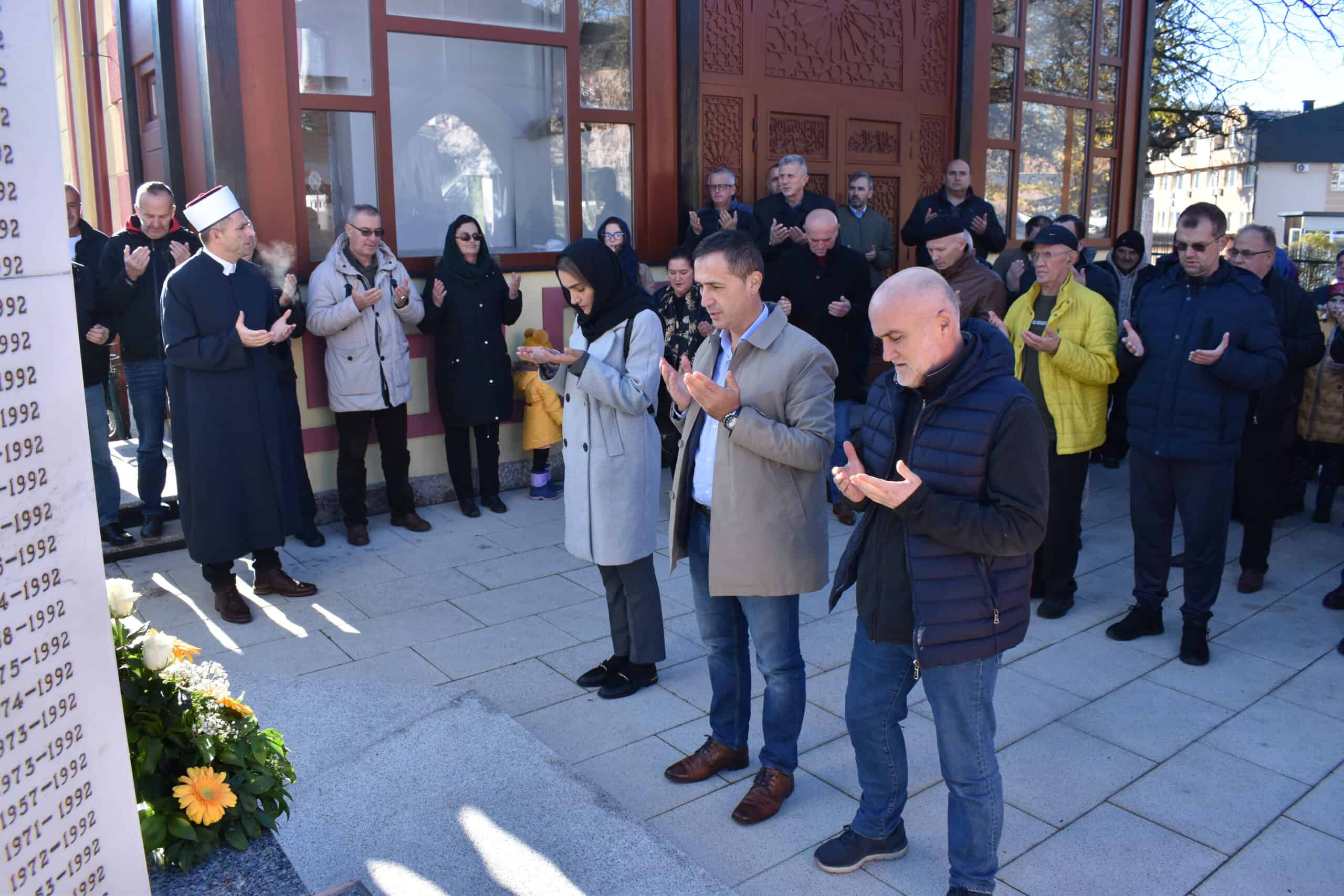 Boračka udruženja Armije BiH i OO SDA Velika Kladuša obilježili Dan državnosti